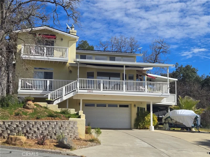 2602 Shoreline Road, Bradley, CA 93426