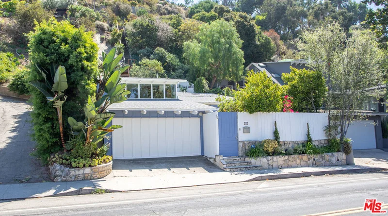 426 Entrada Drive, Santa Monica, CA 90402