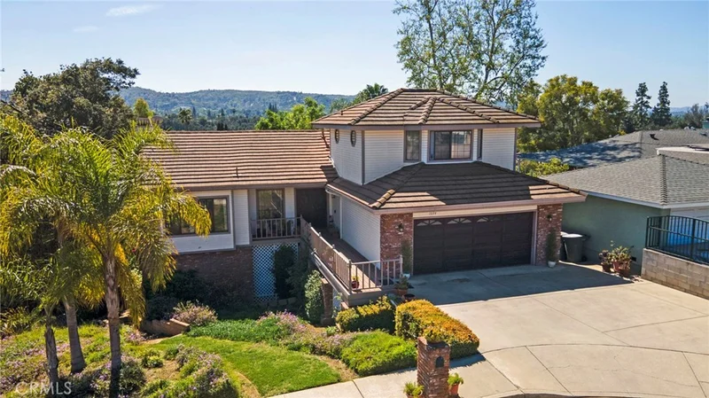 1034 E Deepview Drive, Covina, CA 91724
