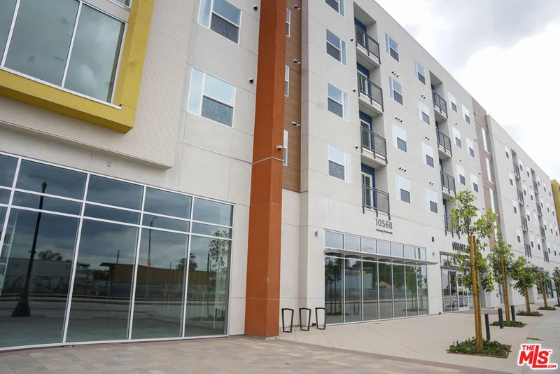 10568 Promenade Gateway 233 photo 2