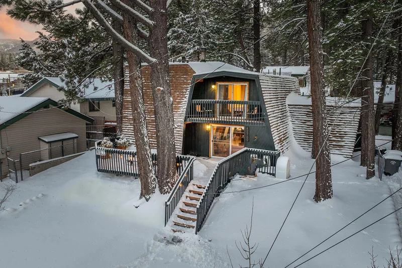42769 Peregrine Avenue, Big Bear, CA 92315