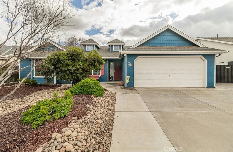 5431 W Pontiac Way, Fresno, CA 93722