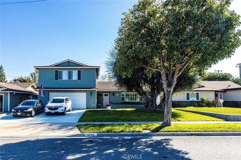 1010 Huggins Avenue, Placentia, CA 92870