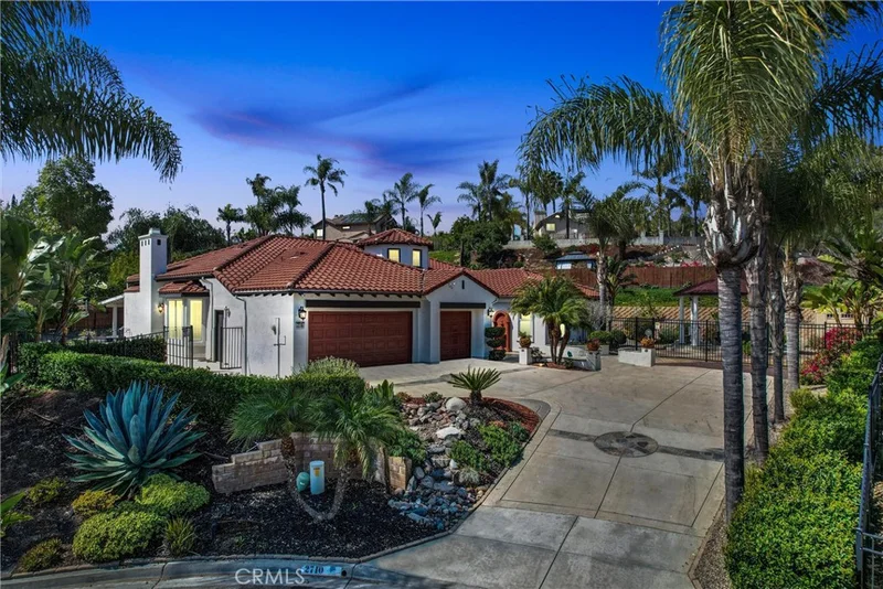 2710 Matte Lane, Vista, CA 92081