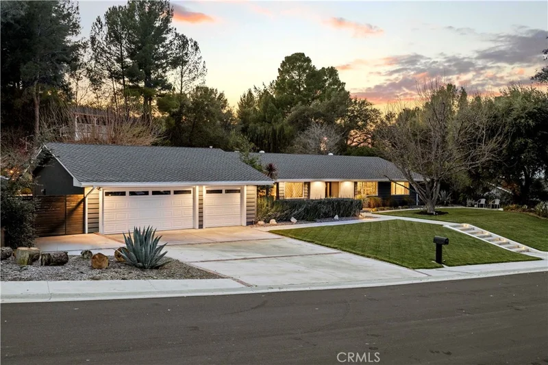 27337 Eaglehelm Drive, Canyon Country, CA 91387