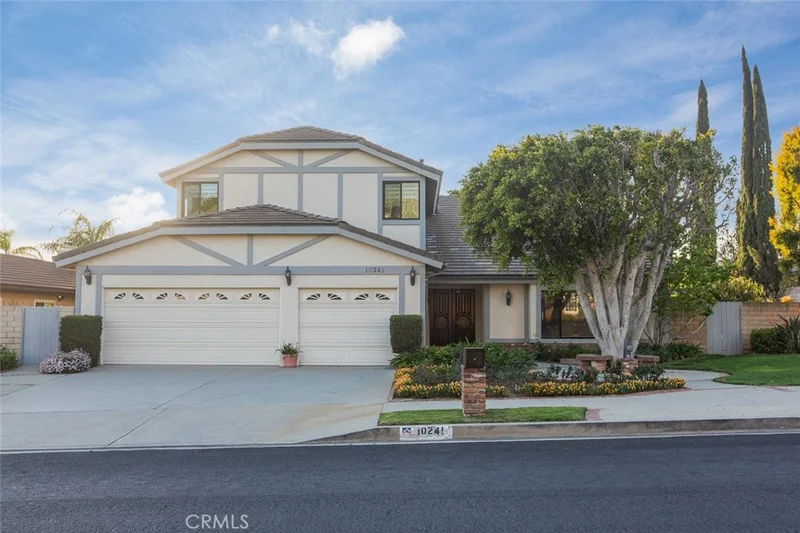10241 Oakdale Avenue, Chatsworth, CA 91311