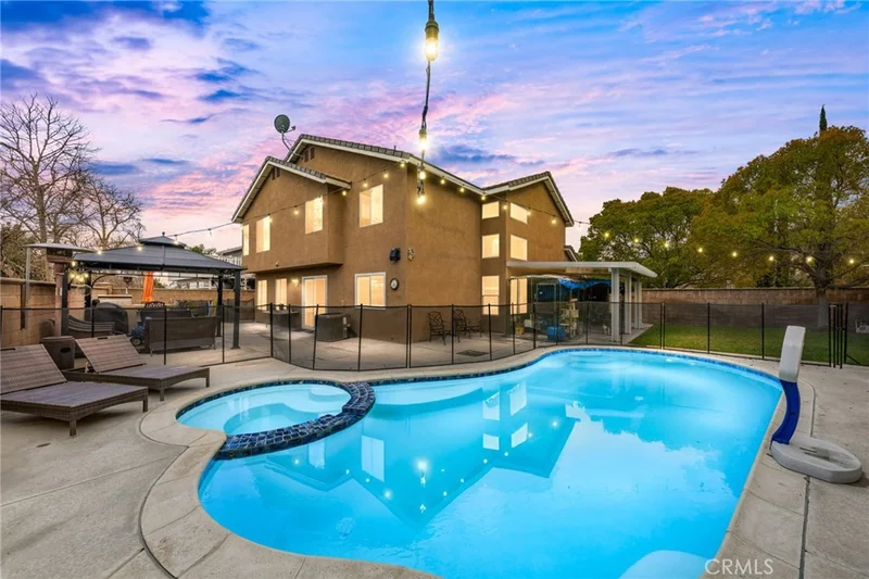 513 Pointe Vista Court, Corona, CA 92881