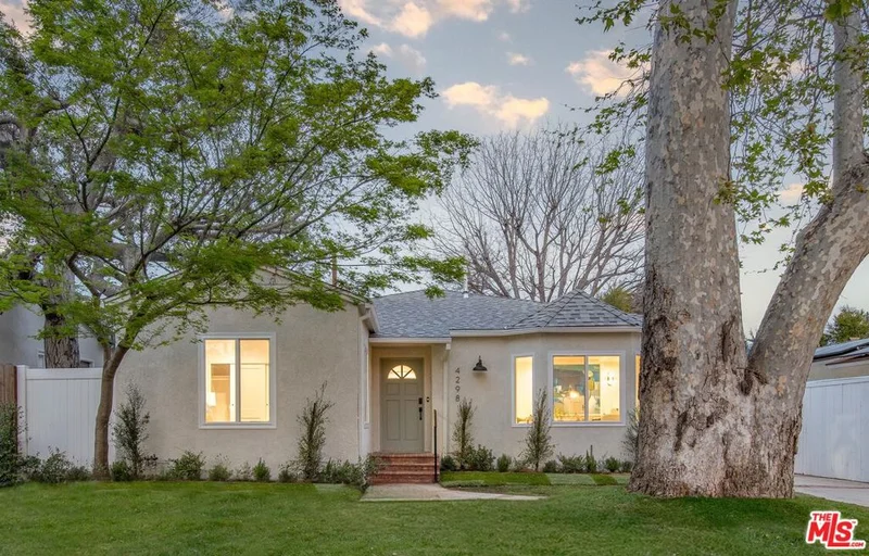 4298 Elmer Avenue, Studio City, CA 91602
