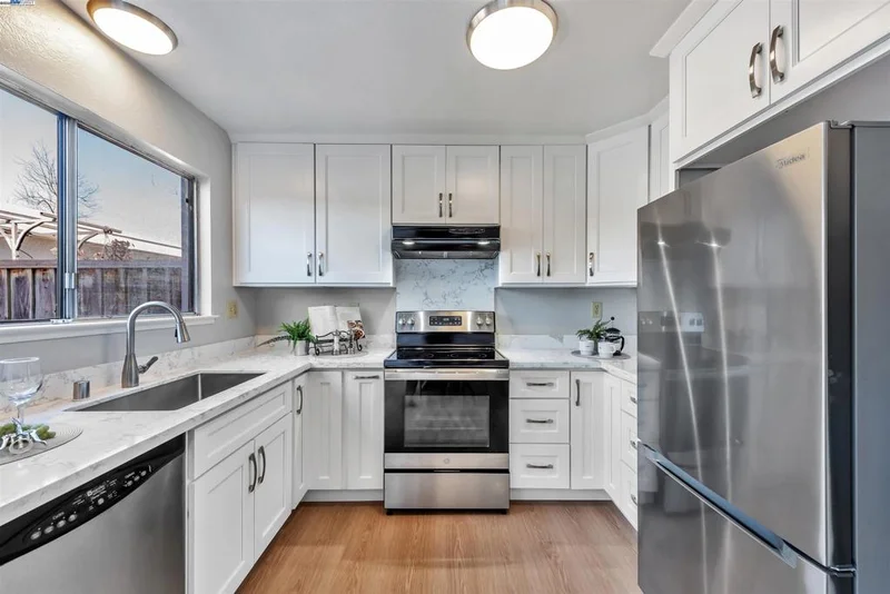 4323 Bel Estos Way, Union City, CA 94587