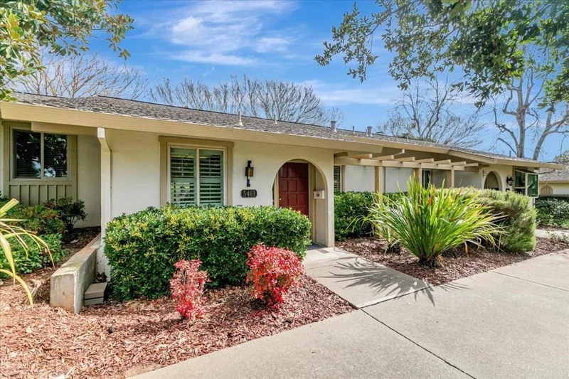 5461 Cribari Green, San Jose, CA 95135