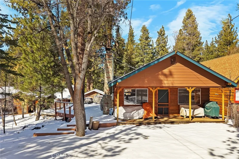 42546 Willow Avenue, Big Bear Lake, CA 92315