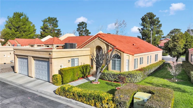 19058 Frances Street, Apple Valley, CA 92308