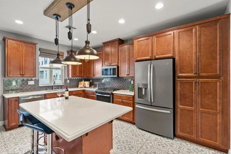 2758 Montecito Vista Way 3, San Jose, CA 95111