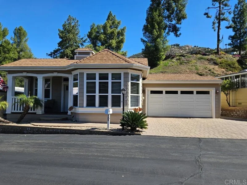 8975 Lawrence Welk Drive 125, Escondido, CA 92026