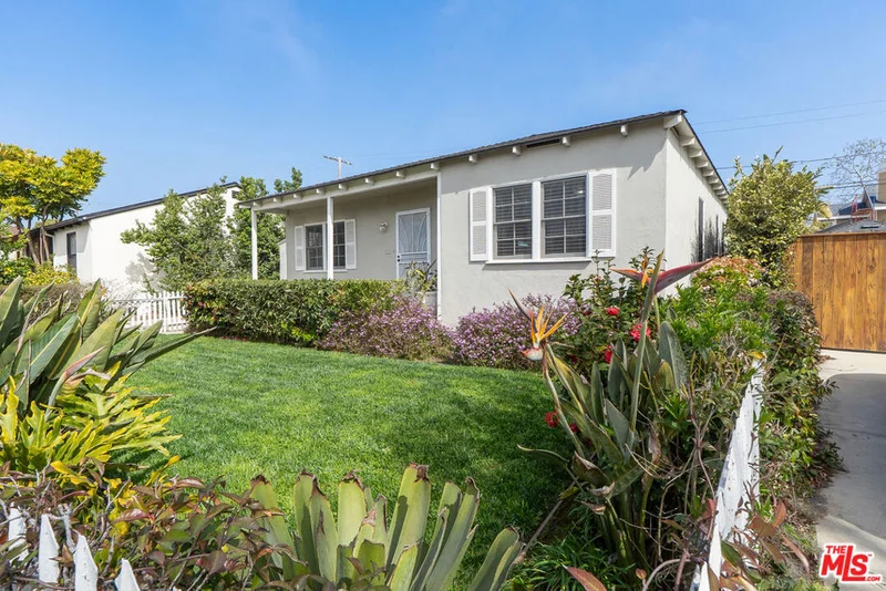 4216 Sunnyside Avenue, Los Angeles, CA 90066