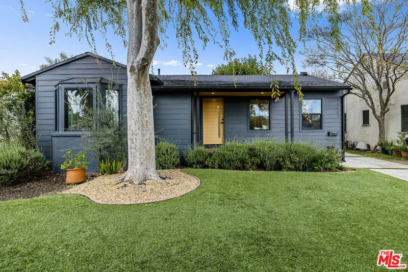 11607 Otsego Street, Valley Village, CA 91601