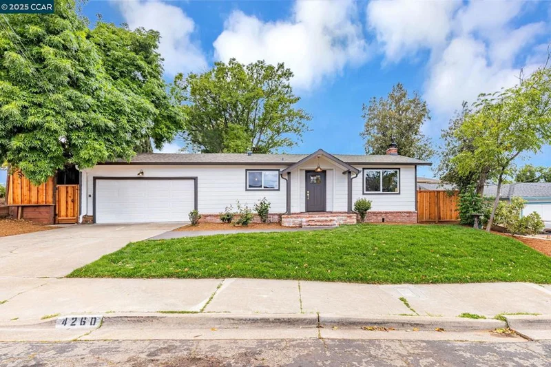 4260 Ridge Dr, Pittsburg, CA 94565