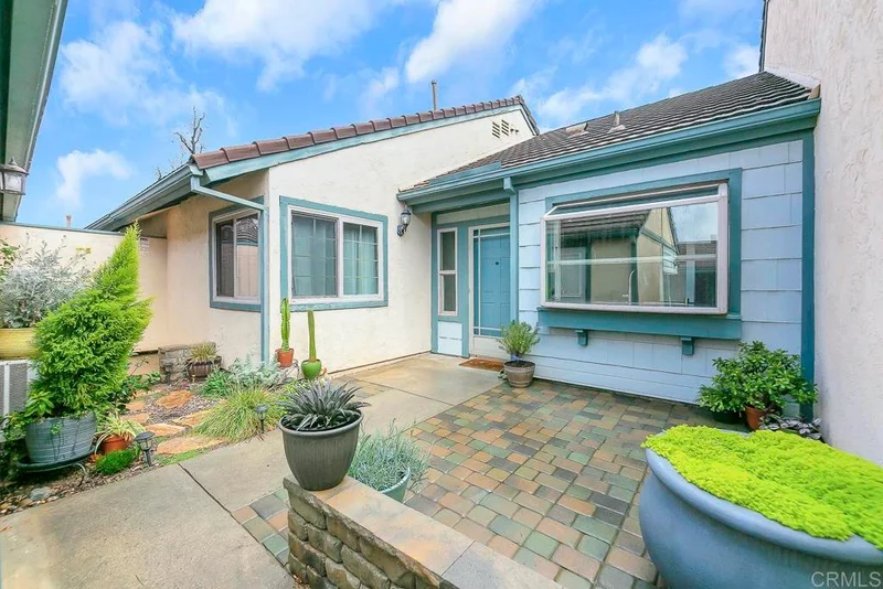 422 Hanford Gln, Escondido, CA 92027