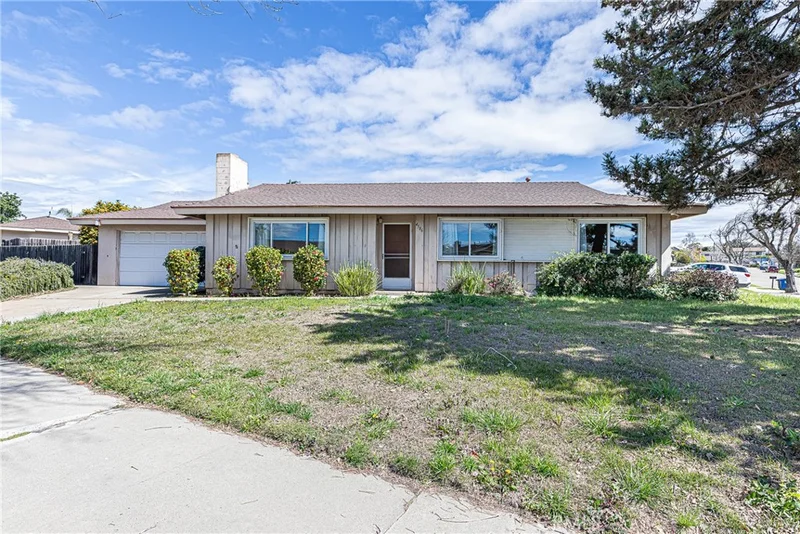 4586 Cherry Avenue, Santa Maria, CA 93455