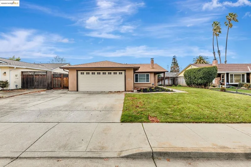 557 Debra St, Livermore, CA 94550