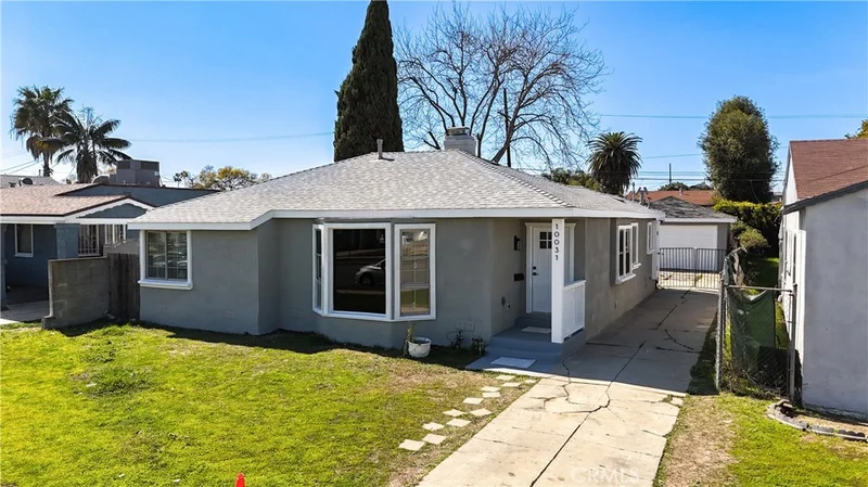 10031 La Salle Avenue, Los Angeles, CA 90047
