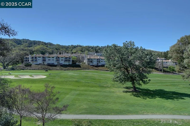 5565 Terra Granada Dr 1A, Walnut Creek, CA 94595