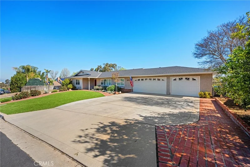 1871 Hilltop Circle, Corona, CA 92882
