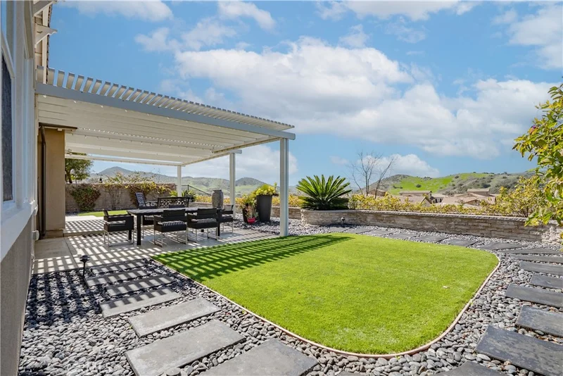 43 Cantar Street, Rancho Mission Viejo, CA 92694