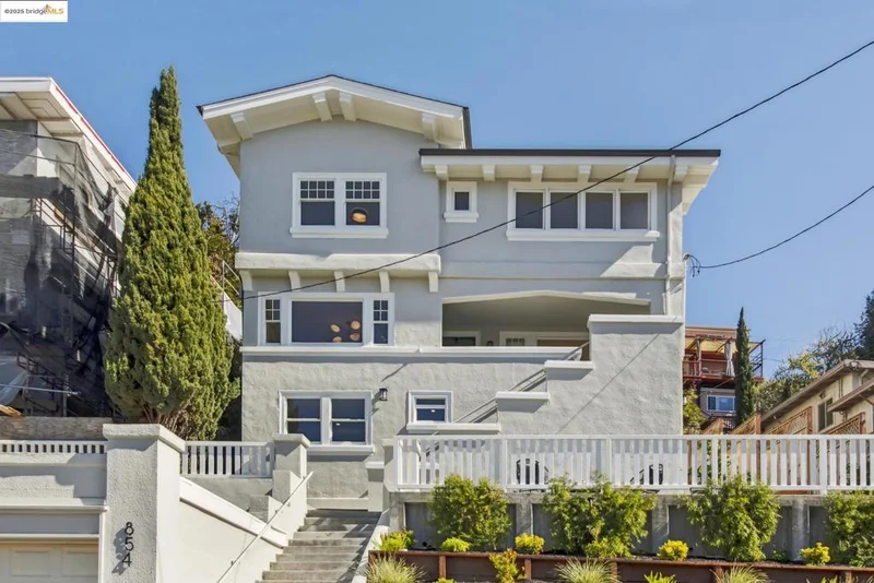 854 Walker Ave, Oakland, CA 94610