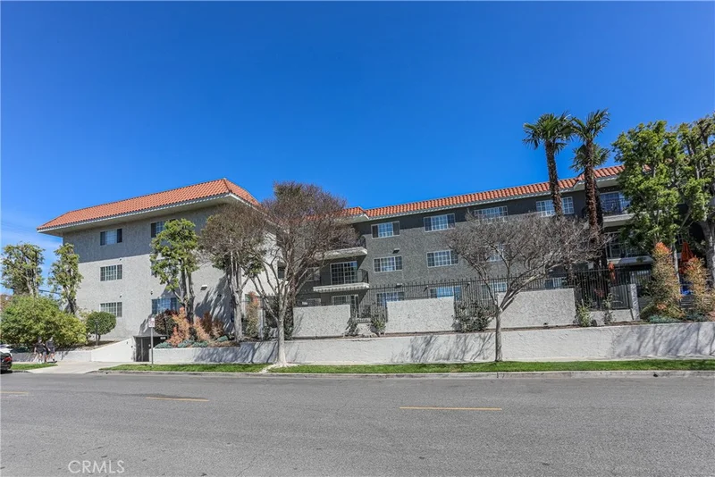 4140 Warner Boulevard 212, Burbank, CA 91505