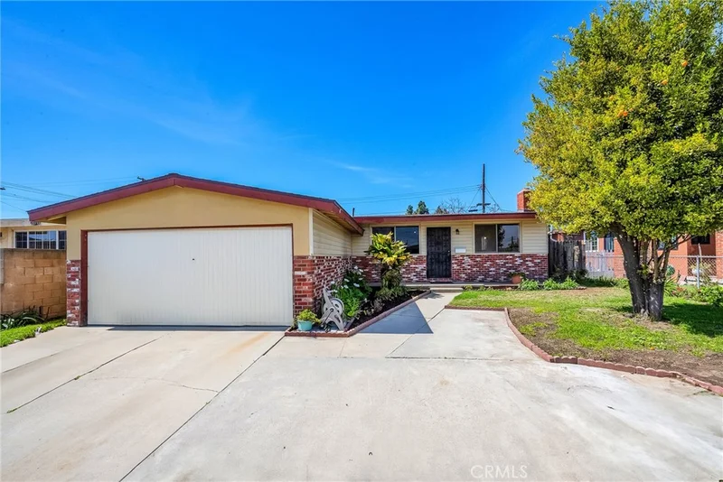 22707 Ronan Avenue, Carson, CA 90745