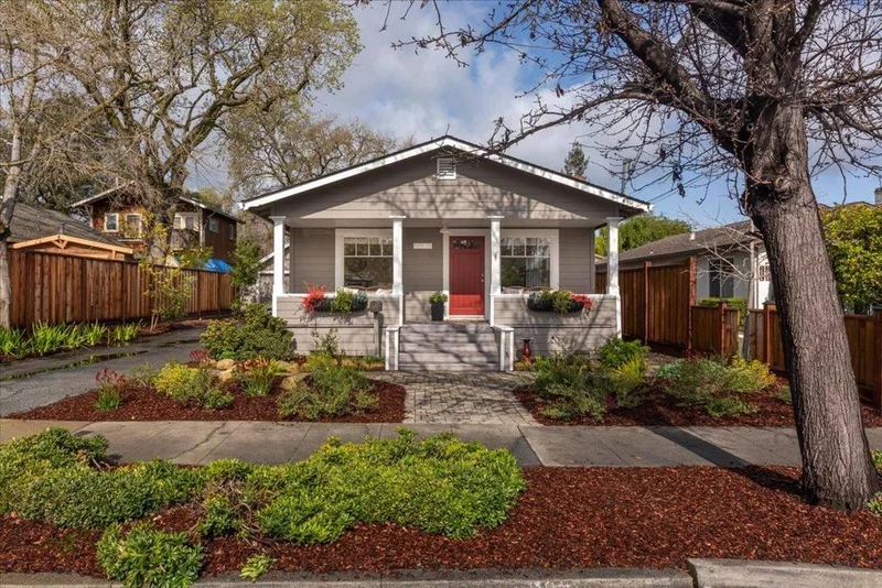 1010 Vera Avenue, Redwood City, CA 94061
