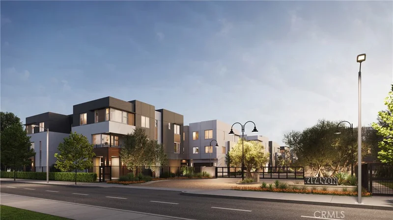 623 S Lyon Street, Santa Ana, CA 92705