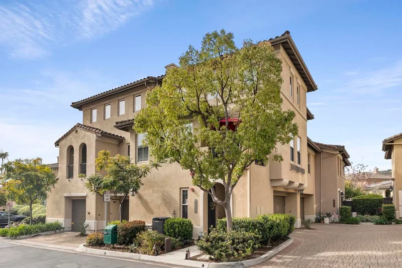 2699 Piantino Cir, San Diego, CA 92108