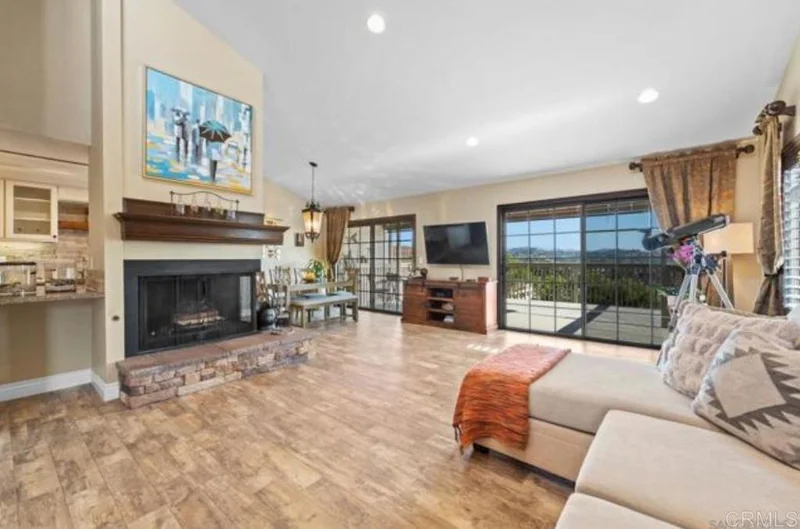 1036 Gorsline Drive, El Cajon, CA 92021