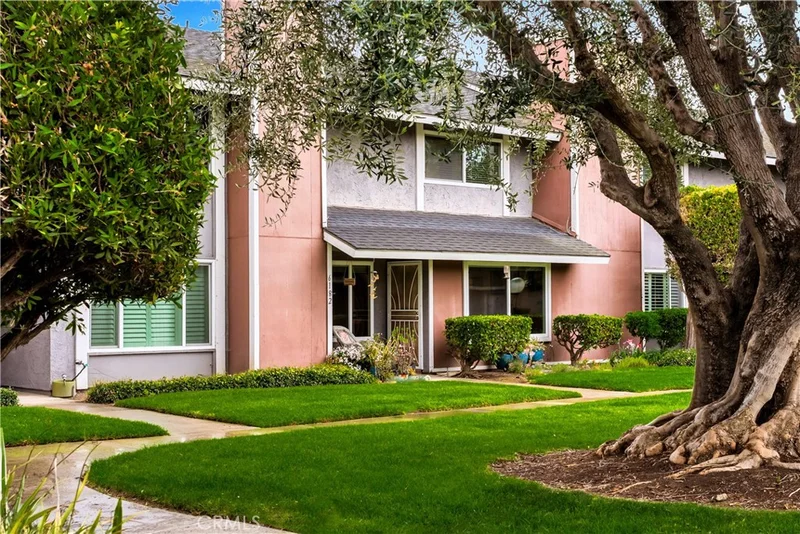 6182 Hefley Street 15, Westminster, CA 92683
