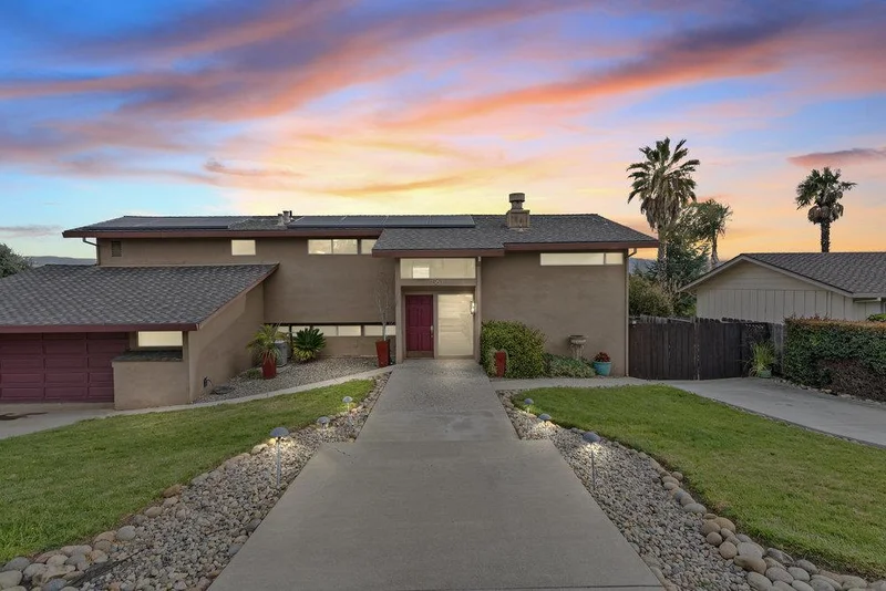 561 Donald Drive, Hollister, CA 95023