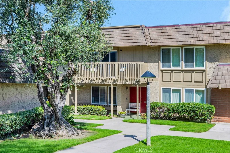 10174 Durango River Court, Fountain Valley, CA 92708