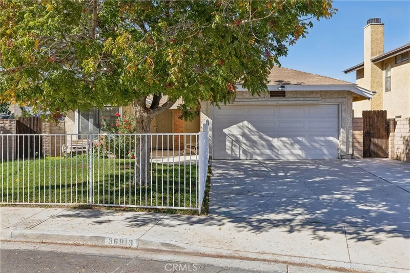 Photo 2 of 36913 Tobira Drive
