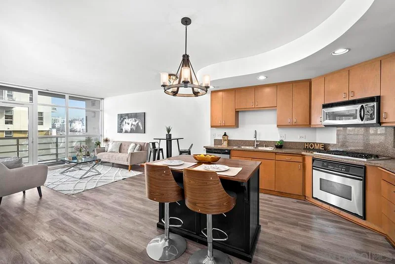 550 15th Street 404, San Diego, CA 92101
