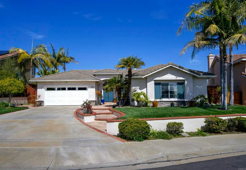 5210 Candlelight St, Oceanside, CA 92056