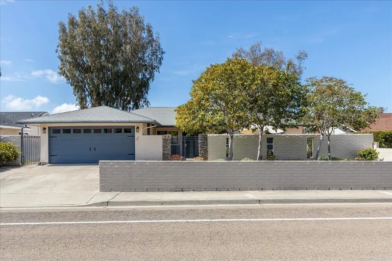 1008 La Sombra Drive, San Marcos, CA 92078