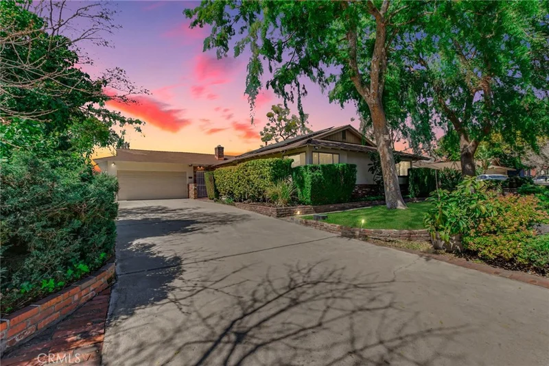 1015 Whitman Avenue, Claremont, CA 91711