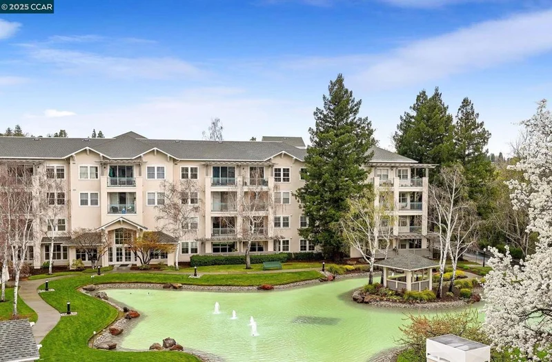 1860 Tice Creek Dr. 1428, Walnut Creek, CA 94595