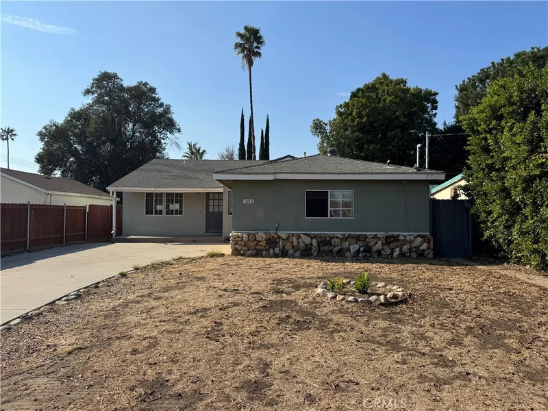 8519 Yolanda Avenue, Northridge, CA 91324