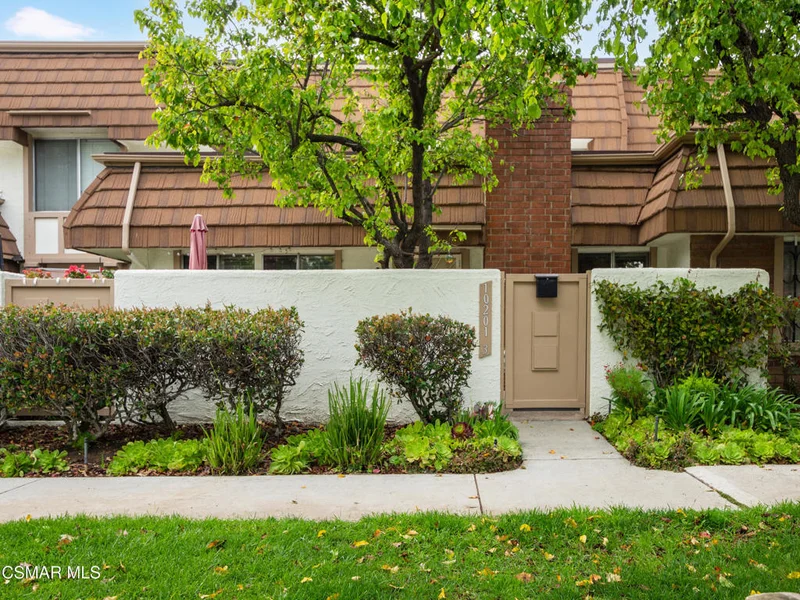 10201 Valley Circle Boulevard 3, Chatsworth, CA 91311