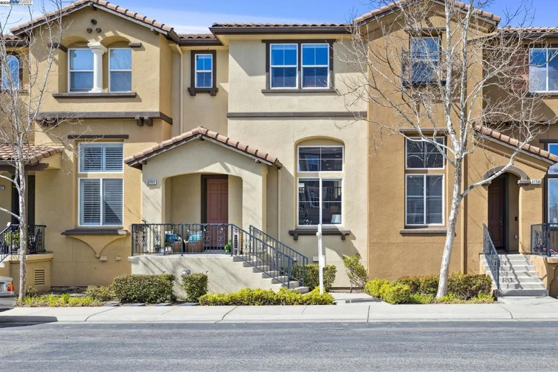 6156 Yardley Ln, San Ramon, CA 94582
