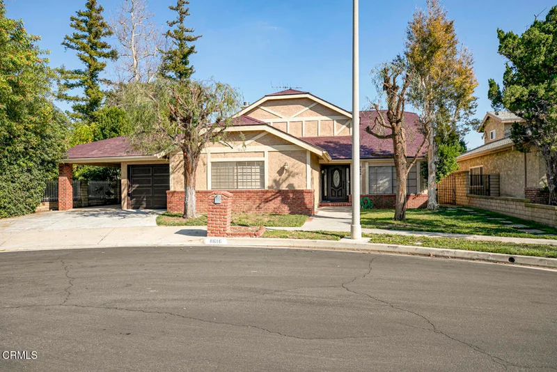 8616 Blauvelt Place, Northridge, CA 91325