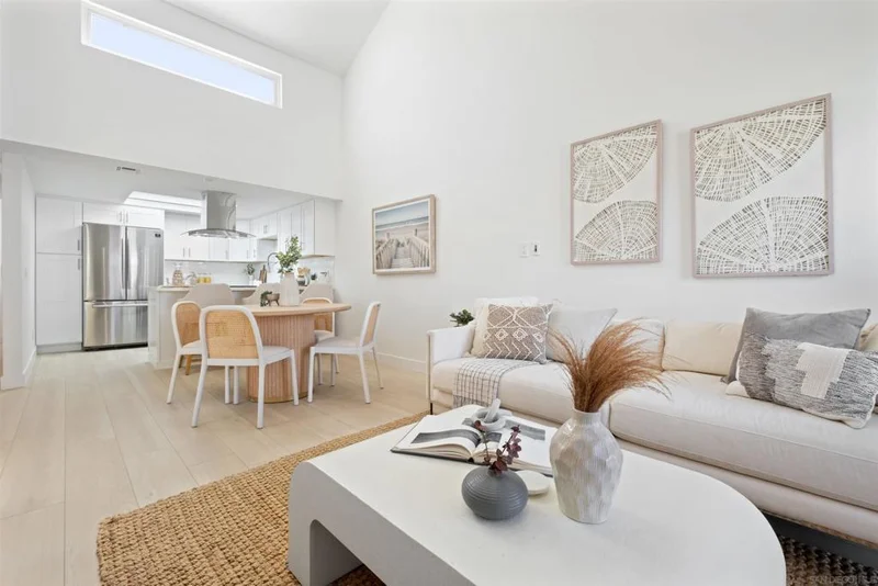 300 Roanoke Rd 11, El Cajon, CA 92020