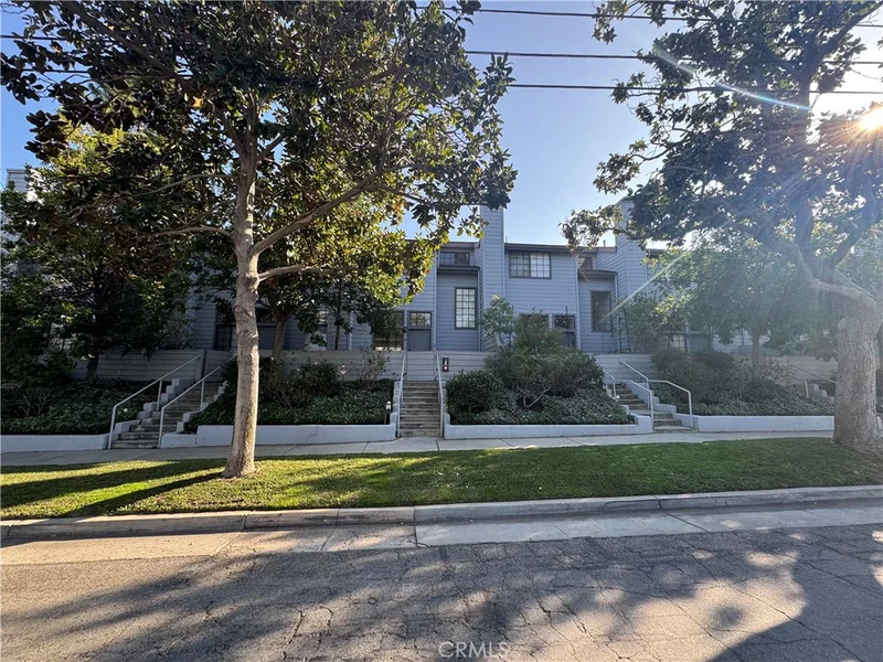 270 Ohio Street 8, Pasadena, CA 91106